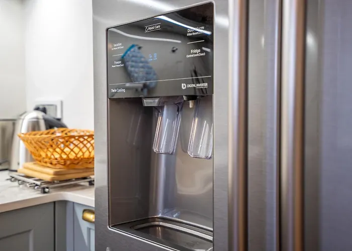 Διαμέρισμα Downtown Luxury Retreat *