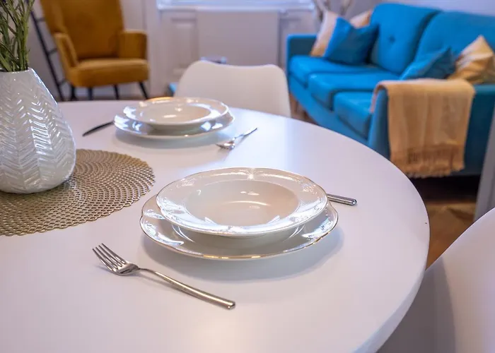 Downtown Luxury Retreat